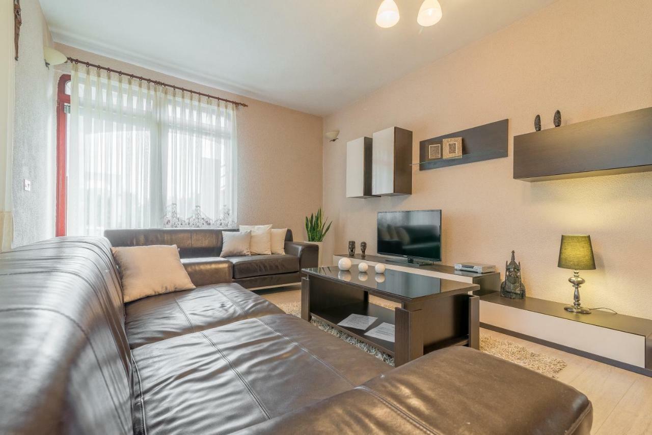 Apartment Kate'S Family Place Ζαντάρ Εξωτερικό φωτογραφία