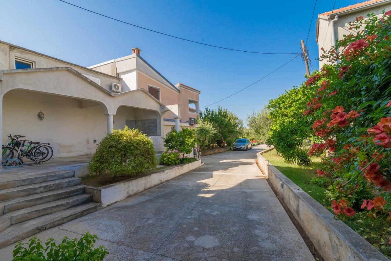 Apartment Kate'S Family Place Ζαντάρ Εξωτερικό φωτογραφία