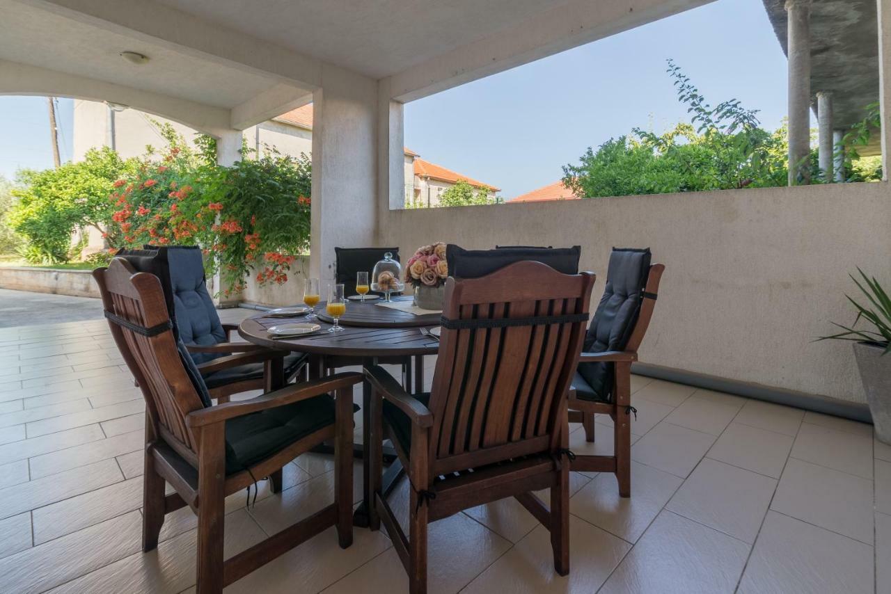 Apartment Kate'S Family Place Ζαντάρ Εξωτερικό φωτογραφία